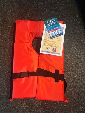 Fluide Adult Swim Vest - Red with Black Straps